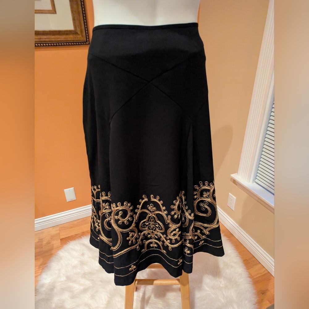 Sunny Leigh Skirt Black Gold Embroidered zip swing lined skirt Size 10